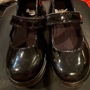 Dr. Martens Black patent leather Kids Maryjane shoes size 11